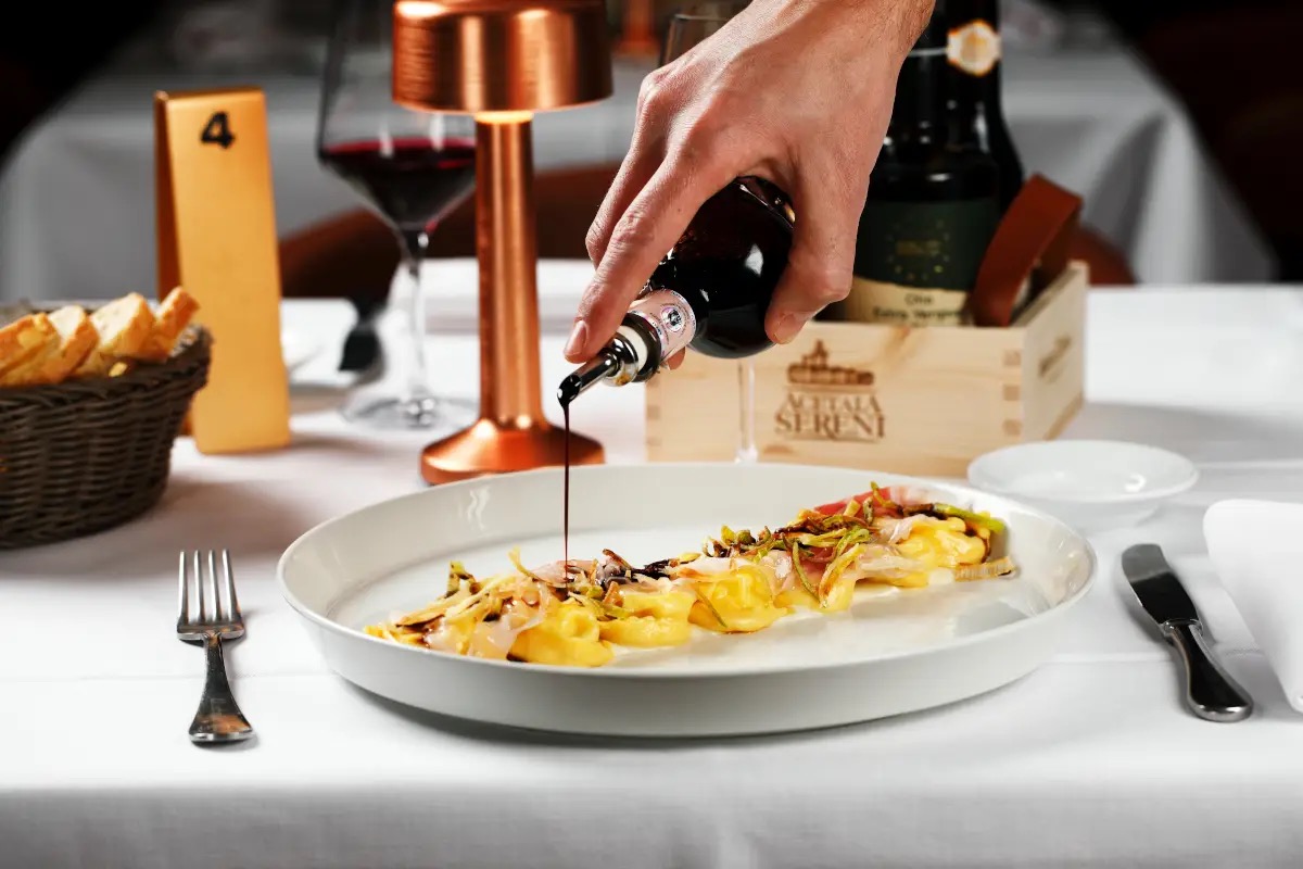 Tra colline e profumi balsamici, vivere il Natale con Acetaia Sereni