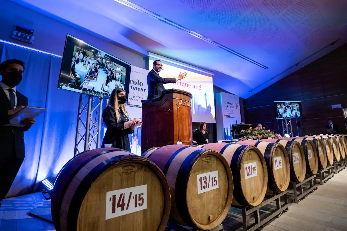 Vino, arte e tecnologia: Barolo en Primeur scrive una nuova pagina delle Langhe