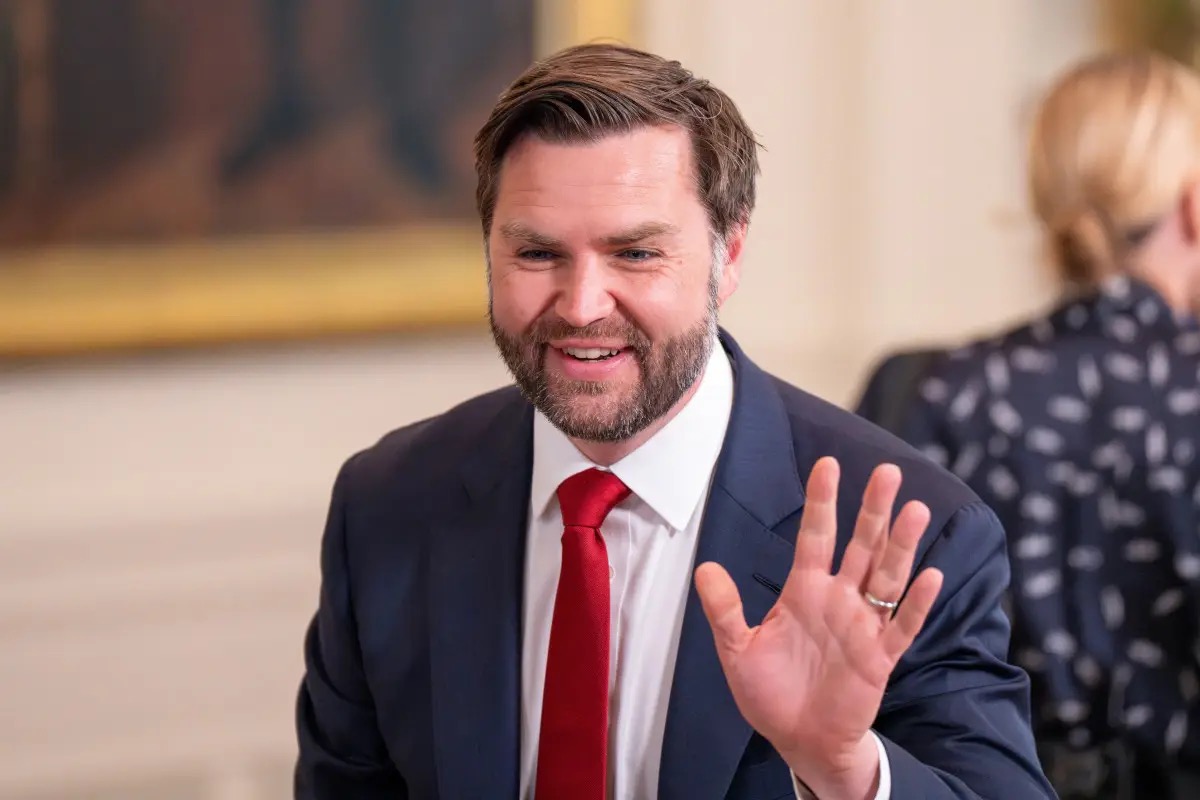  Altro che ristoranti appariscenti: ecco dove ha mangiato JD Vance a Milano