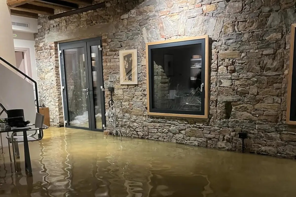 Alluvione in Friuli: il ristorante stellato di Antonia Klugmann sommerso dall’acqua