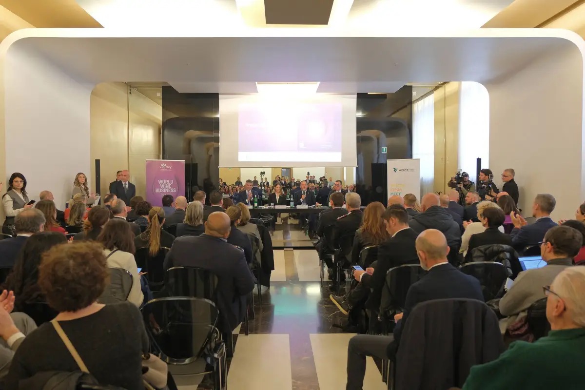 Aspettando Vinitaly: in Italia e Usa cresce l'interesse degli under 44 per il vino