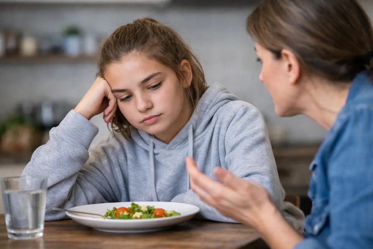 Disturbi alimentari nei ragazzi: ecco quali segnali riconoscere secondo l'Unicef