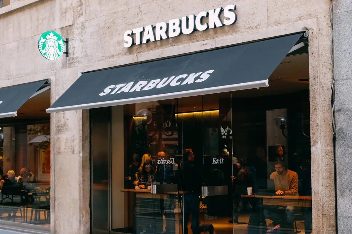 Cosa ordinano gli italiani da Starbucks? Espresso in testa, poi il caffè latte