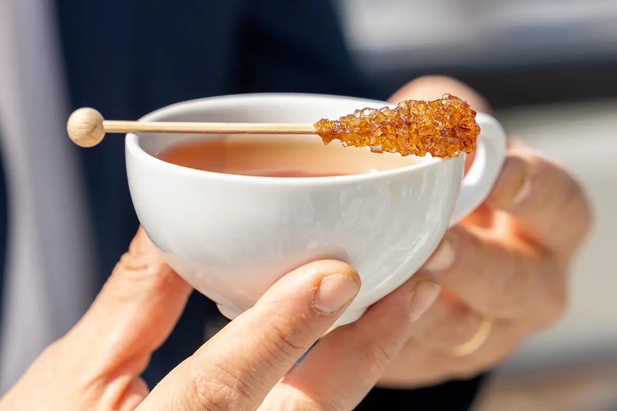 Quando il servizio trasforma il tè in strumento di comunicazione