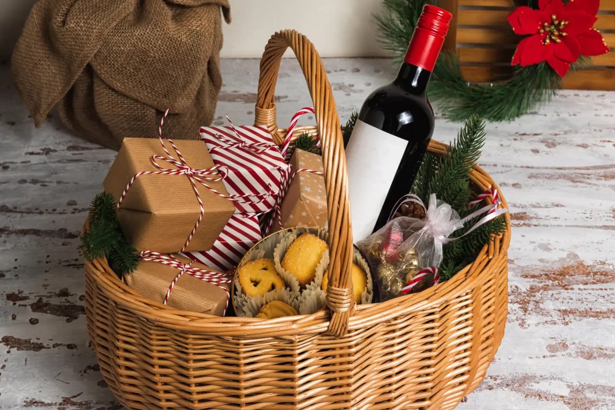  A Natale un italiano su 3 regala cesti enogastronomici. E in 2 milioni vanno in agriturismo