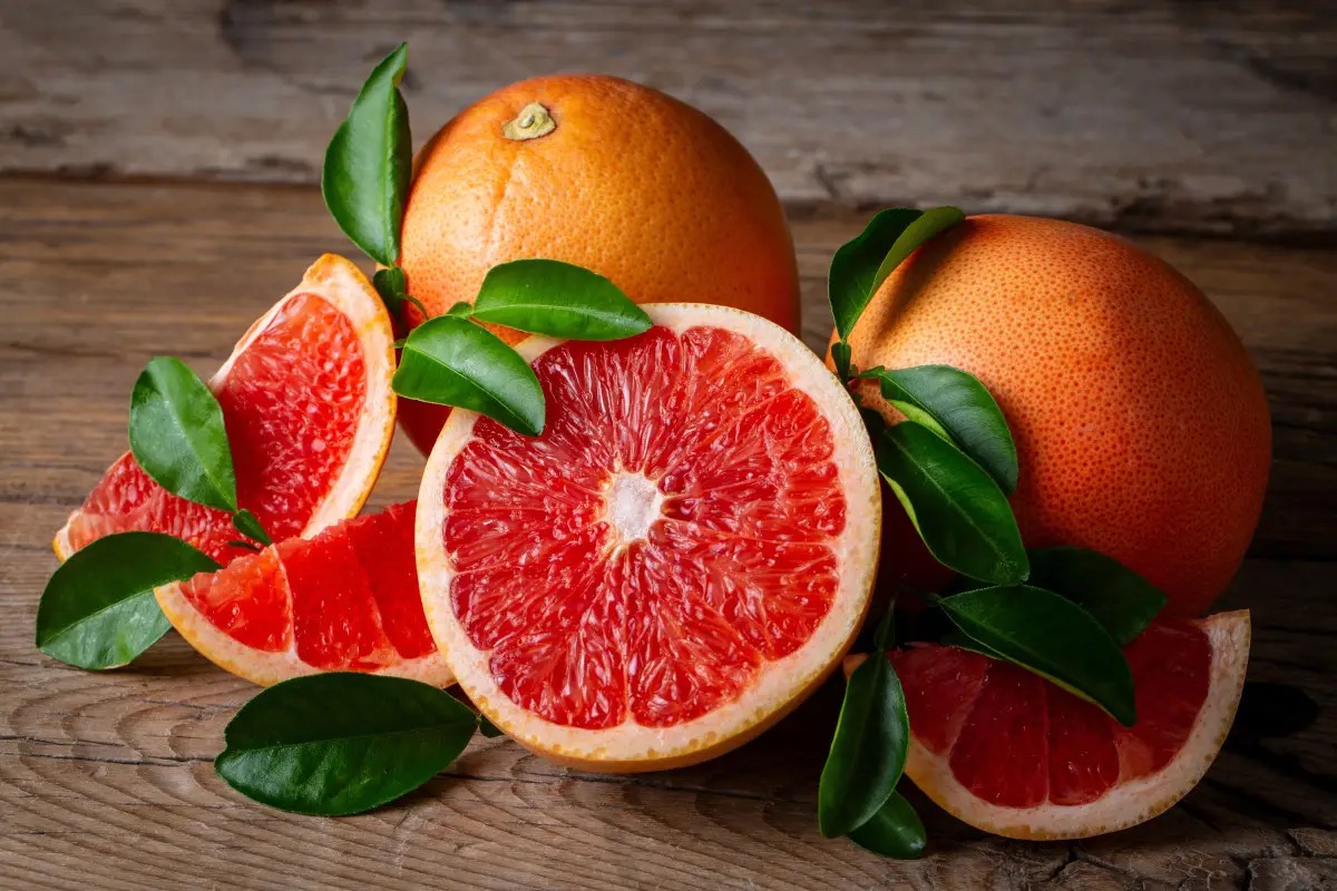 Pompelmo, l’agrume che aiuta il fegato e difende dalle infiammazioni