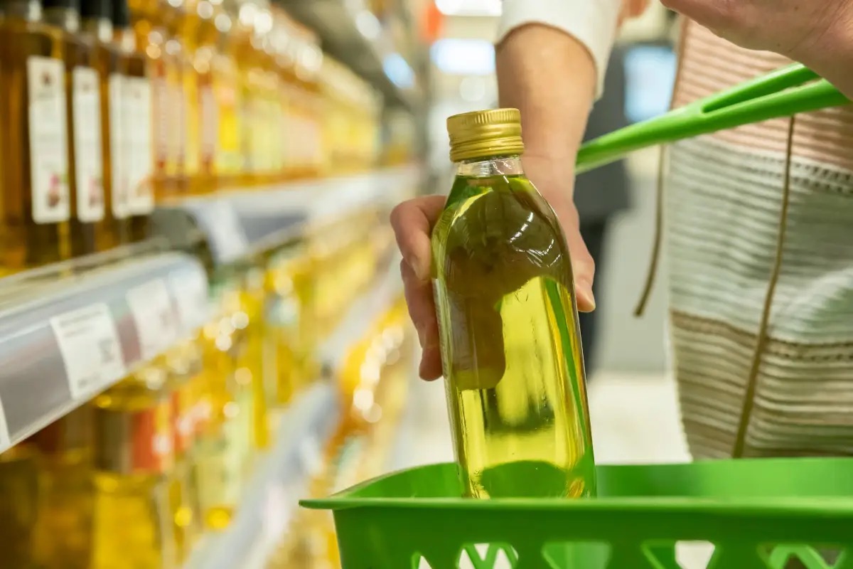 Evo sotto attacco: arrivati in Italia oltre 500 milioni di chili di olio straniero