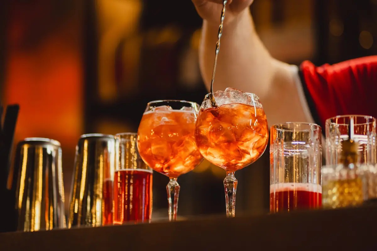 Spritz, i bar di Padova si rifiutano di alzare il prezzo: «Resta a 4€, è nato qui»