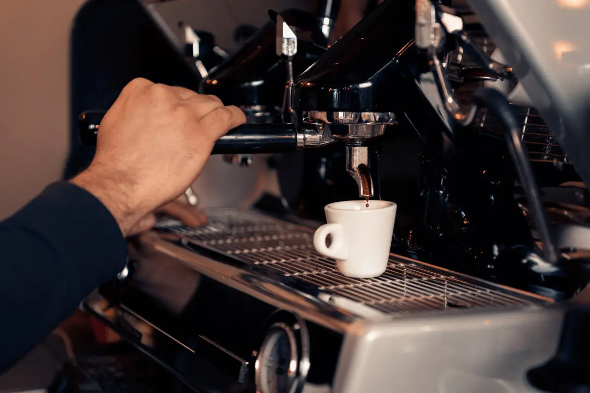 Il caffè in Italia fa davvero schifo? La denuncia che ha fatto rumore (e dato fastidio)