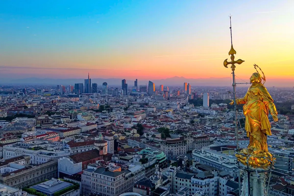  Hotel 5 stelle: a Milano triplicati in 15 anni, ma il turismo di lusso non basta