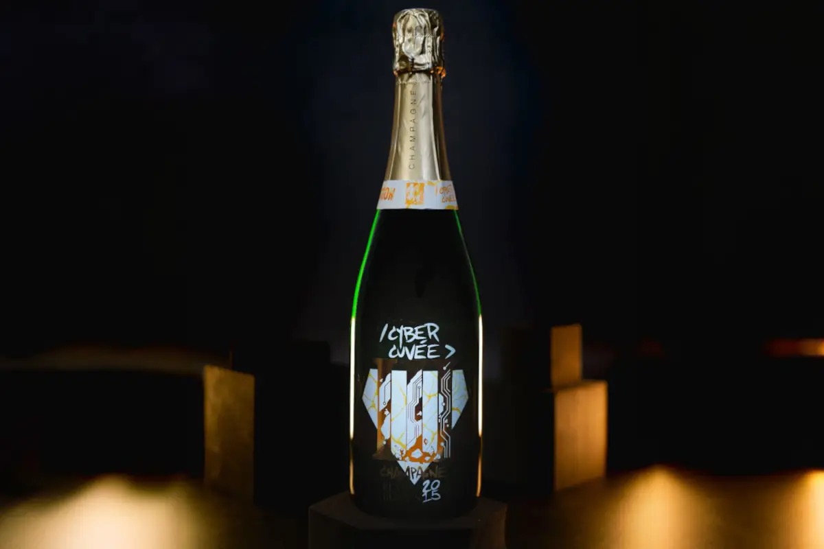Champagne fatto con intelligenza artificiale: nasce Cyber Cuvée Mission 3