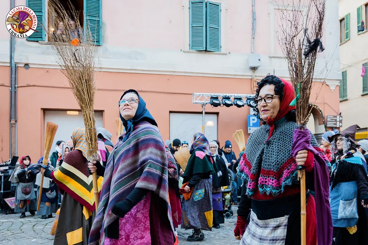 Urbania festeggia la Befana con tre giorni di eventi dal 4 al 6 gennaio