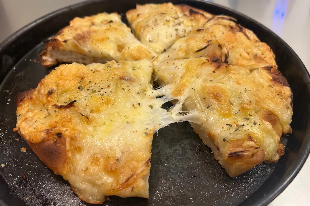 Il nuovo bar di Roma che punta su pizza, caffè e gelato (fatti bene)