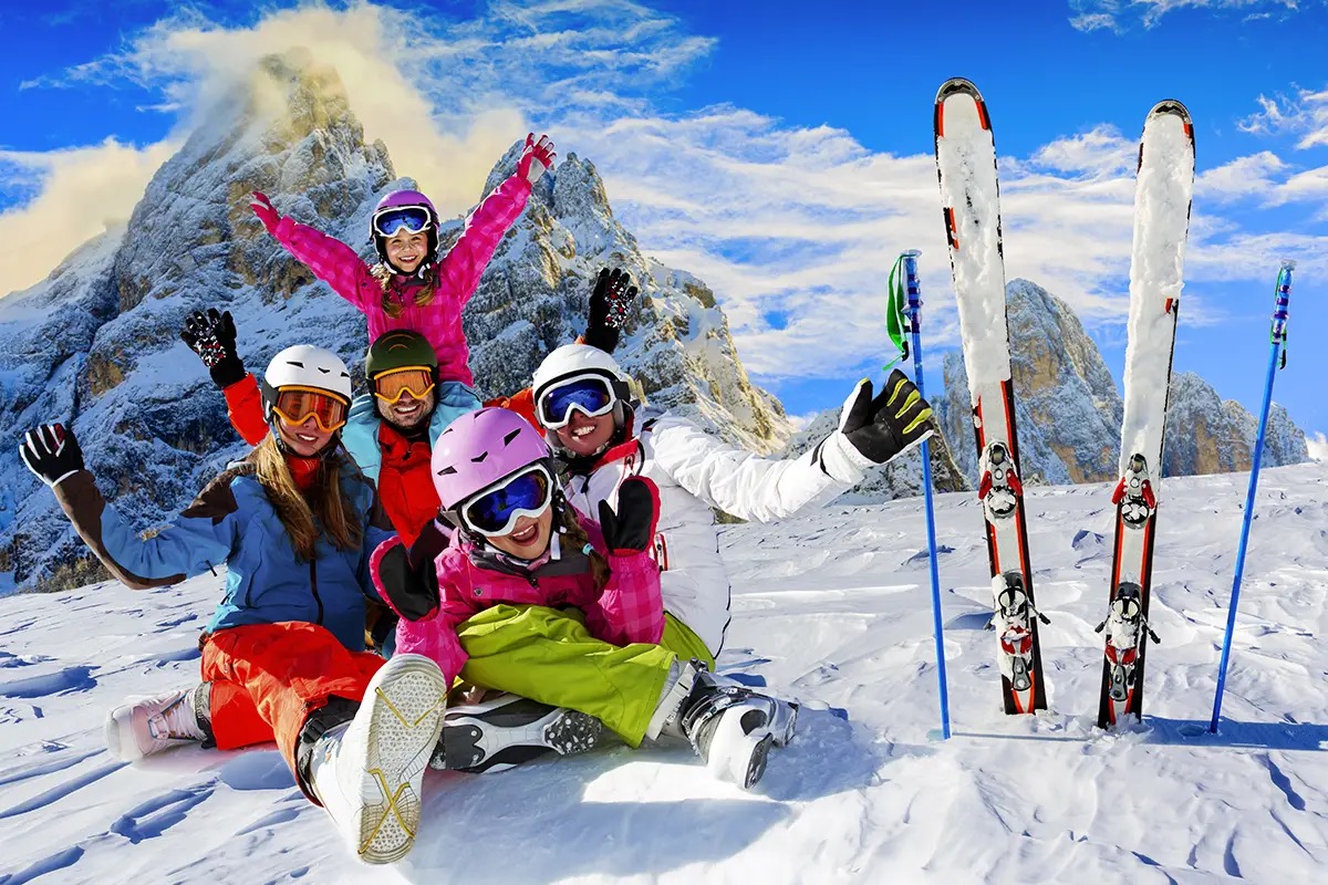  La stagione sciistica 2025-26 accende i motori: skipass dinamici, nuove cabinovie e tanta neve in arrivo