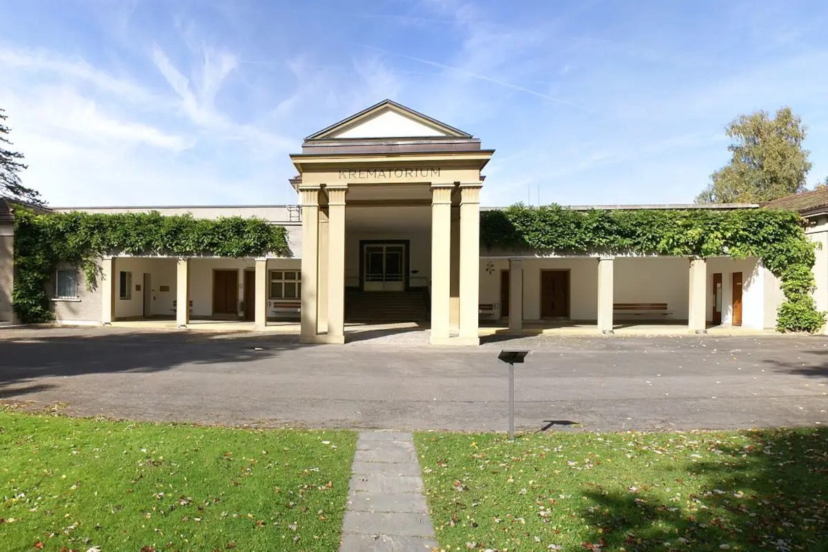 &nbsp;“La Vie”: a Berna un ristorante nel cimitero diventa simbolo di memoria e rinascita