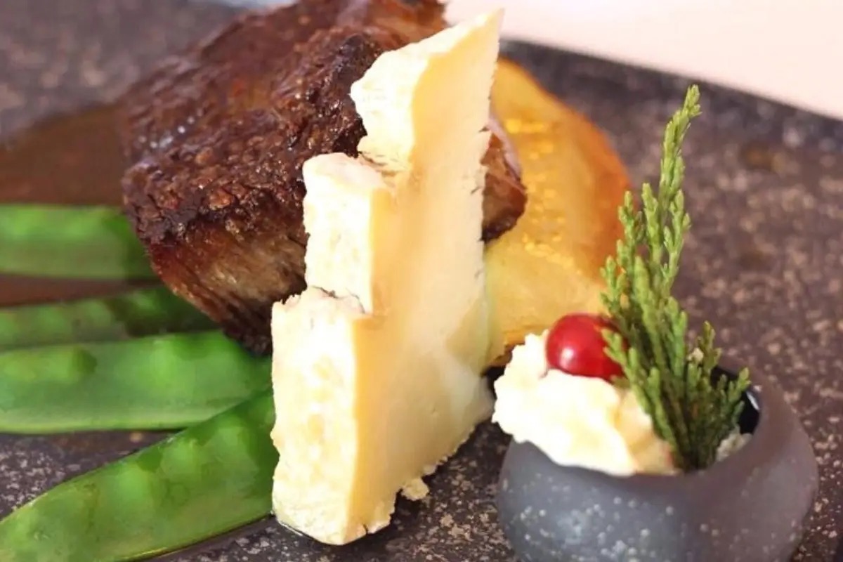  Buon Ricordo: Reale di manzo “cbt” laccato con spuma di Montebore