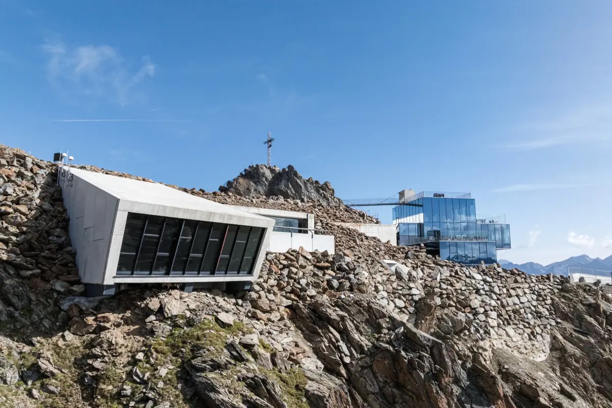 Vivere l'estate a Sölden tra James Bond, escursioni, bici ed esperienze gourmet