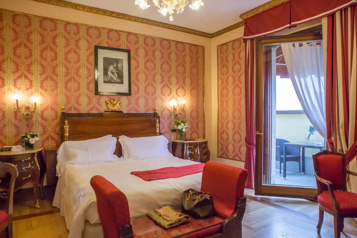 L’hotel di Verona con 700 anni di storia dove hanno dormito Mozart e Maria Callas
