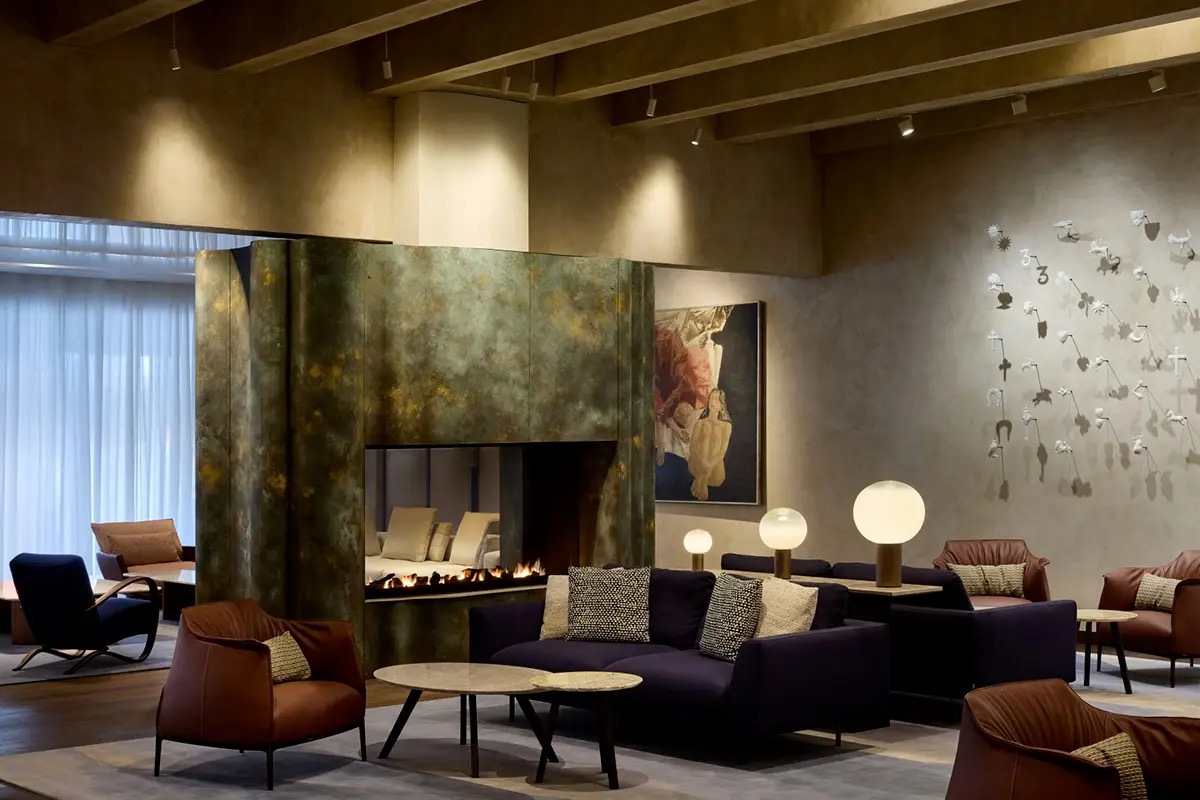 Dormire in un’icona brutalista e cenare con vista Unesco a Praga