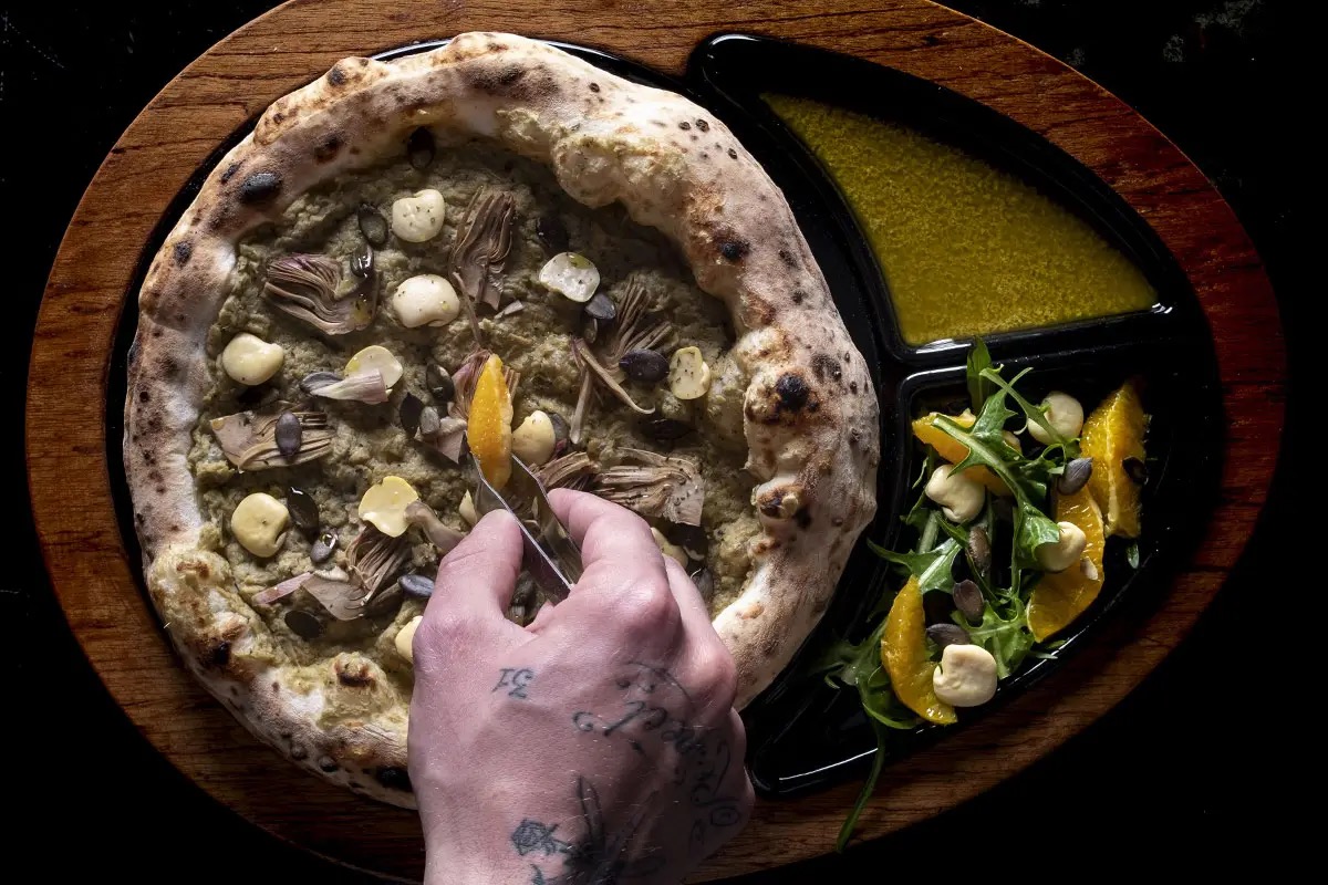  La Bilanciata di Franco Pepe: la pizza leggera con carciofi e lupini