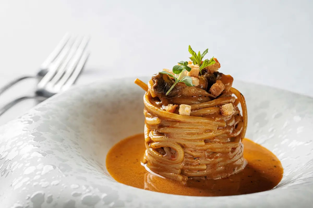 Villa Ischia, il ristorante dove la memoria diventa grande cucina