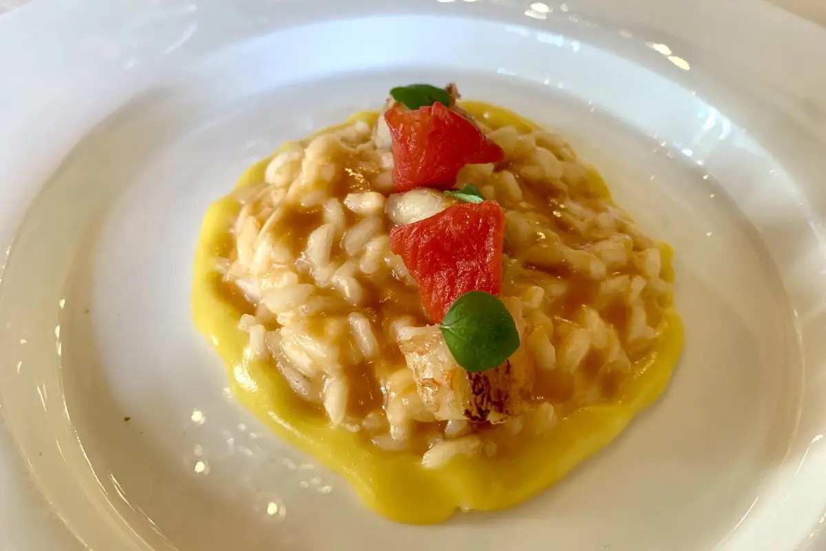 Il nuovo menu del ristorante Vico della Torretta che racconta la primavera 