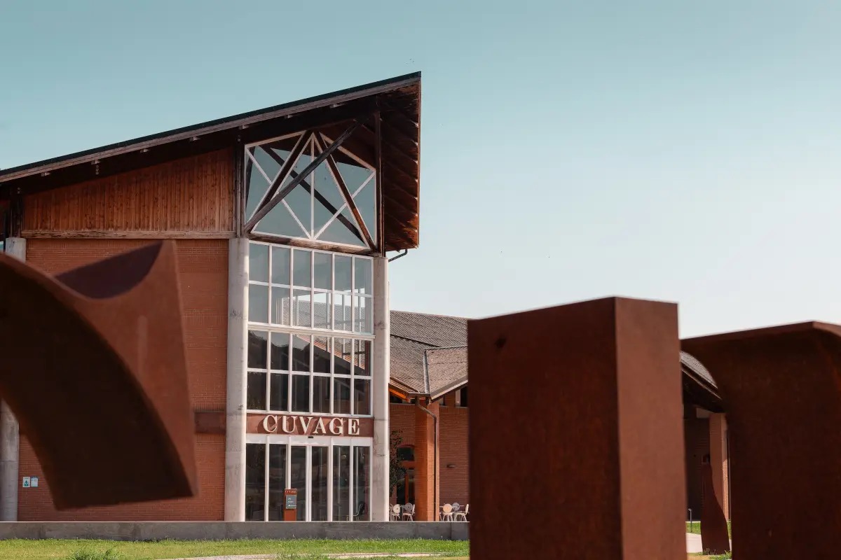 Cuvage a Vinitaly con il metodo classico piemontese e una nuova etichetta
