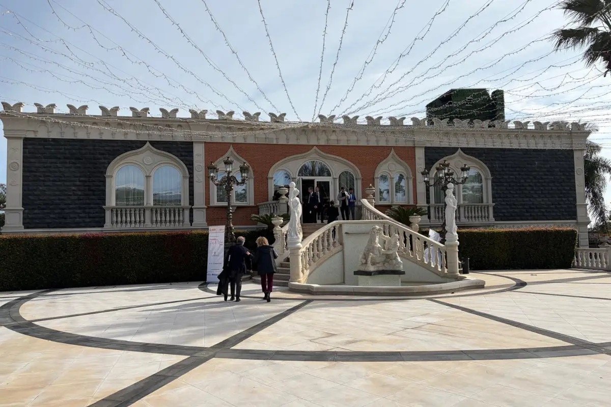 Guida Ais Sicilia: Etna protagonista. Sorprese tra le piccole denominazioni