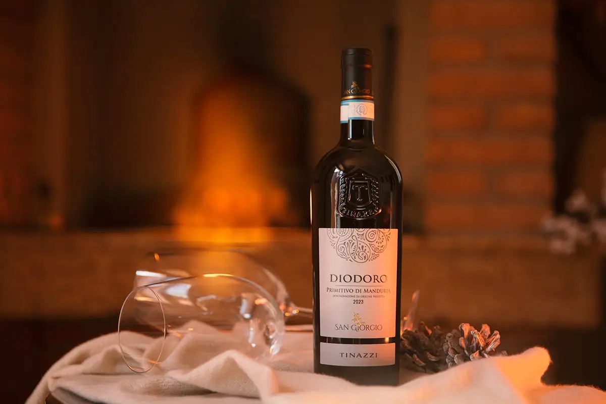 Il rosso perfetto a Natale? Il viaggio dei vini Tinazzi tra Valpolicella, Chianti e Puglia