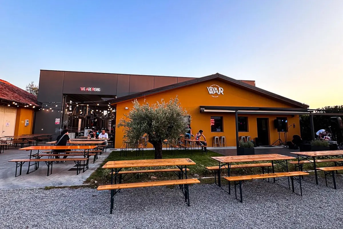 Triple IPA da 9,99%: il birrificio agricolo WAR lancia “Ultima Cena”