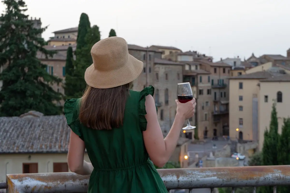 Montepulciano, il vino vale quasi un miliardo di euro. E l’export accelera